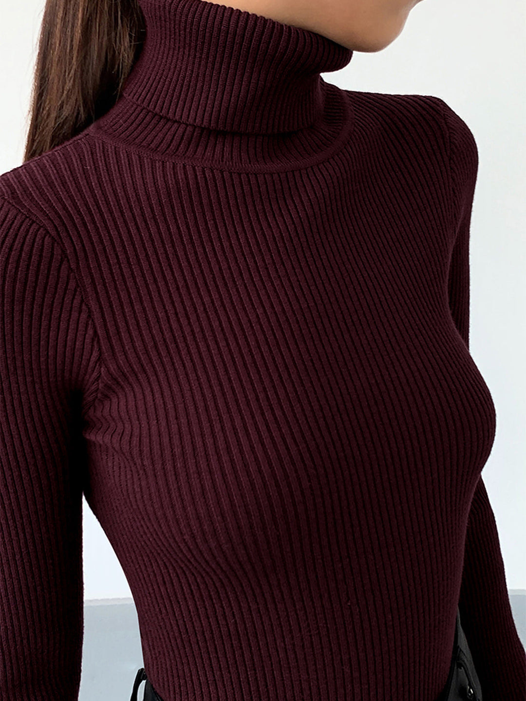 Hailey | Women’s Minimalist Slim Turtleneck Stretch Top