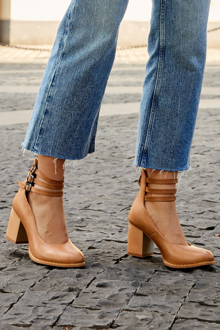 Julianne | Stylish Women's Sandals with Ankle Strap and Thick Heel