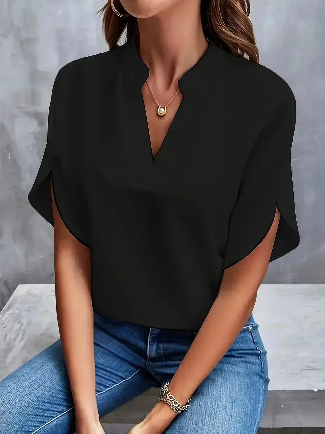 Thalia - Elegant V-Neck Blouse