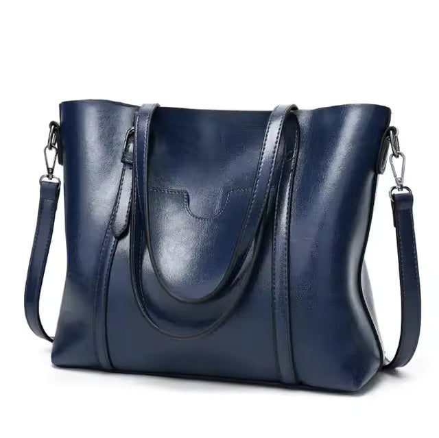Clara - Sleek Shoulder Bag