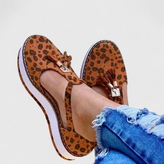 Kelsea |  Sandals