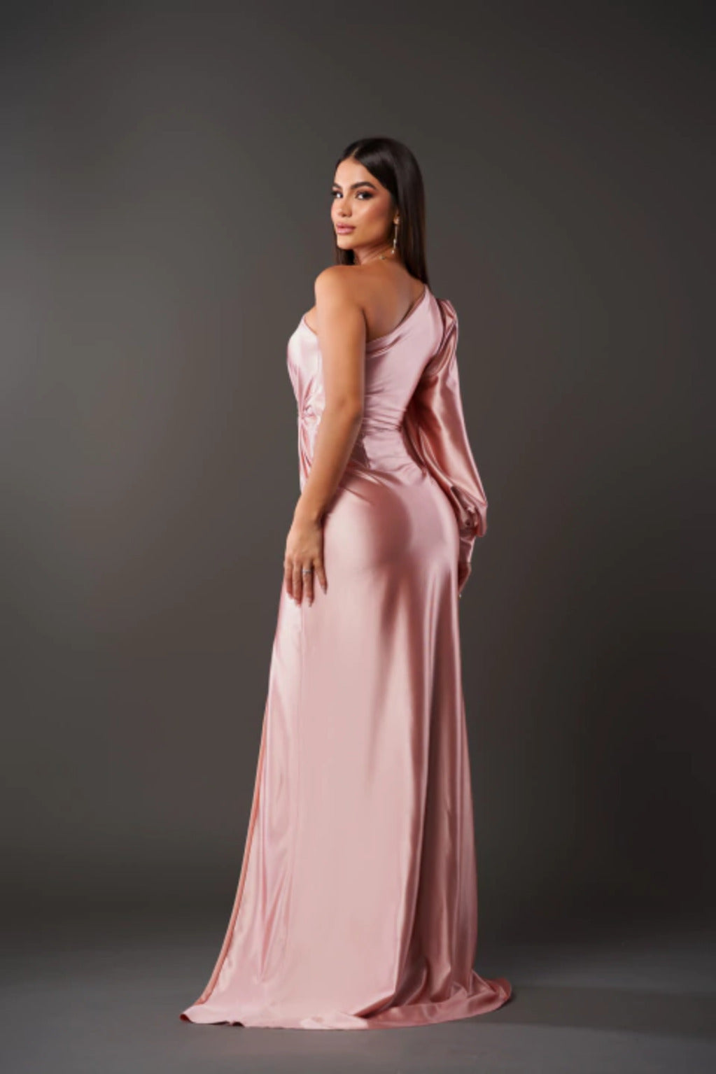 Amelia - Slim Fit Evening Dress