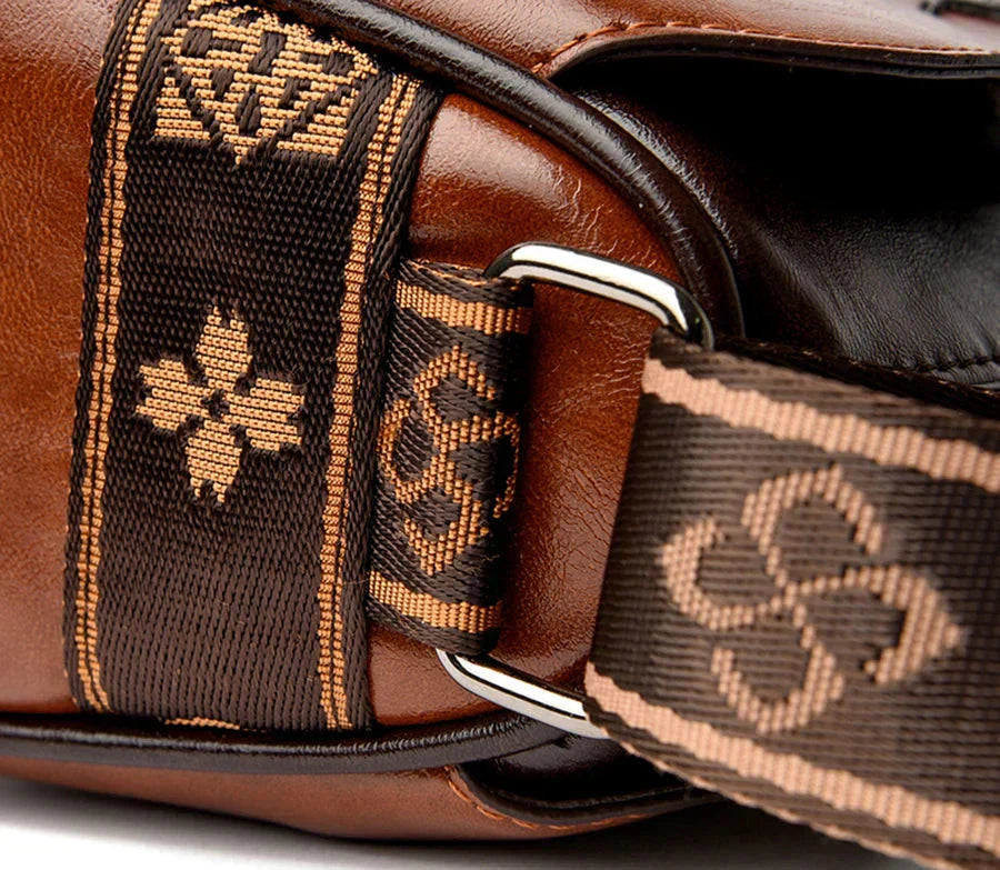 Women Retro Leather Handbag