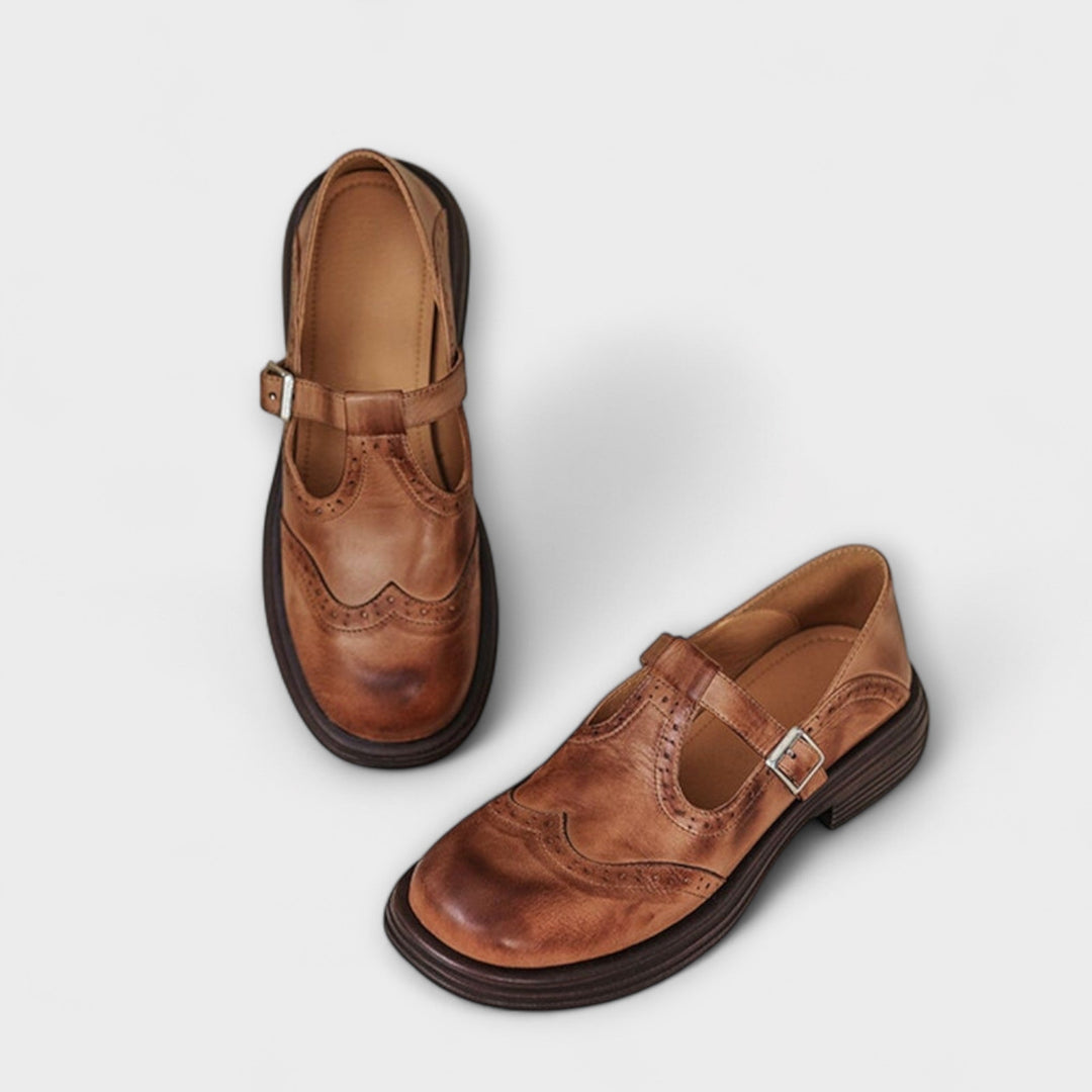 Mary | Classic T-strap leather shoes